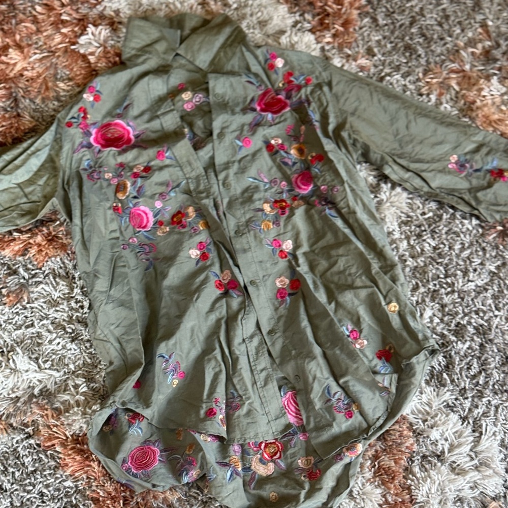 Zara Green Floral Embroidered Blouse